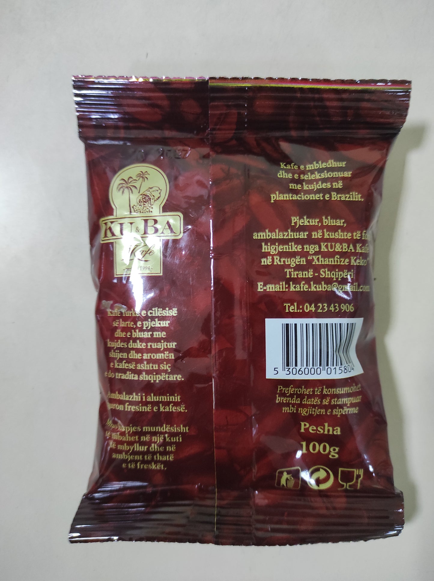 “Traditional Turkish coffee from KU&BA, finely ground for a rich aroma and bold taste. Perfect for authentic coffee moments.”